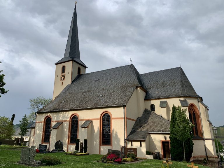 MOSELTOURER Pfarrkirche St. Stephanus Leiwen IMG 5687 768x576