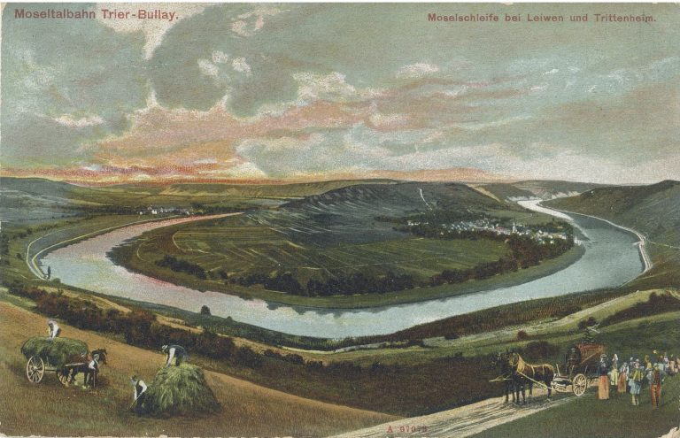MOSELBAHN Postkarte Moselschleife bei Leiwen und Trittenheim 768x495