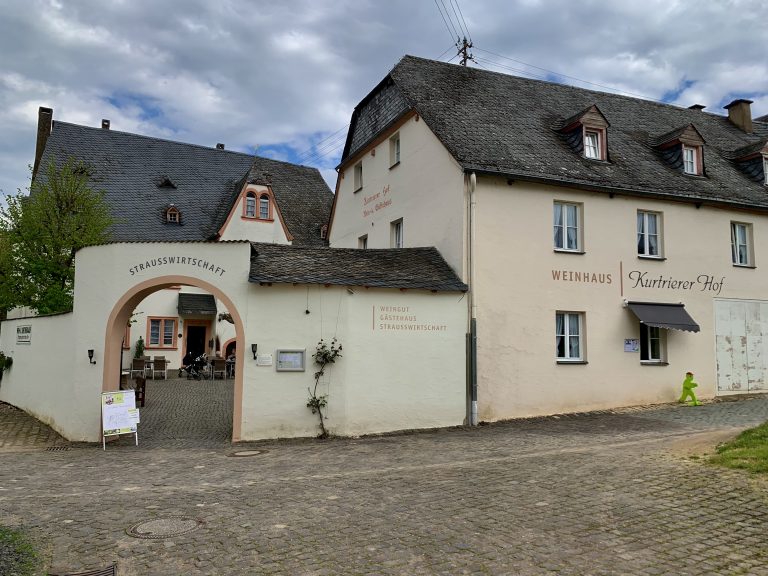 MOSELTOURER Kurtrierer Hof Leiwen IMG 5170 768x576
