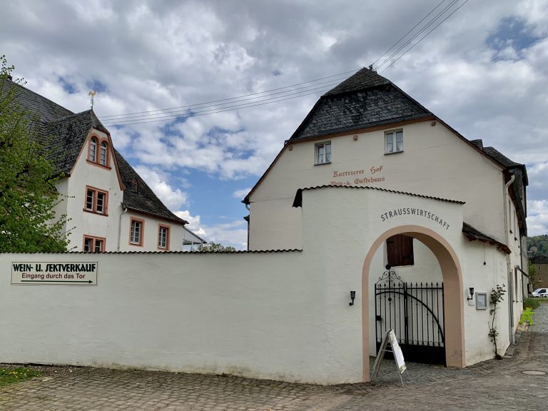 MOSELTOURER Kurtrierer Hof Leiwen IMG 5171 768x576