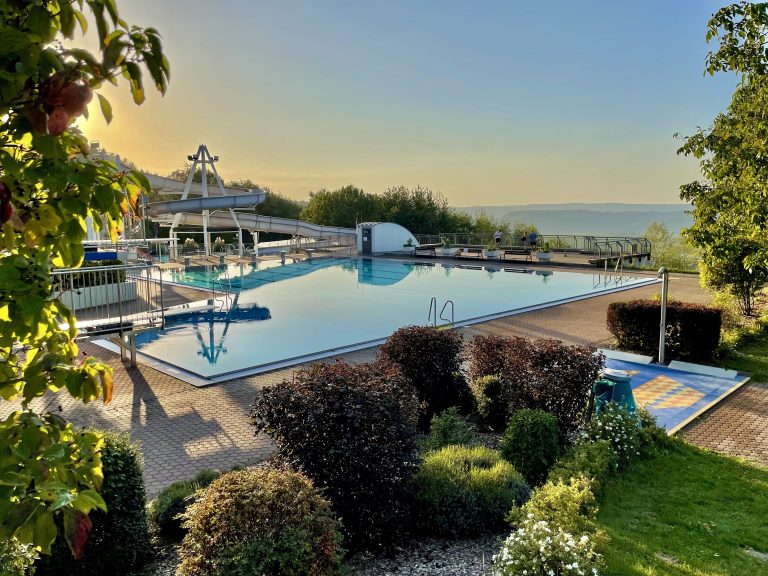 MOSELTOURER Panoramabad Leiwen IMG 9020 768x576