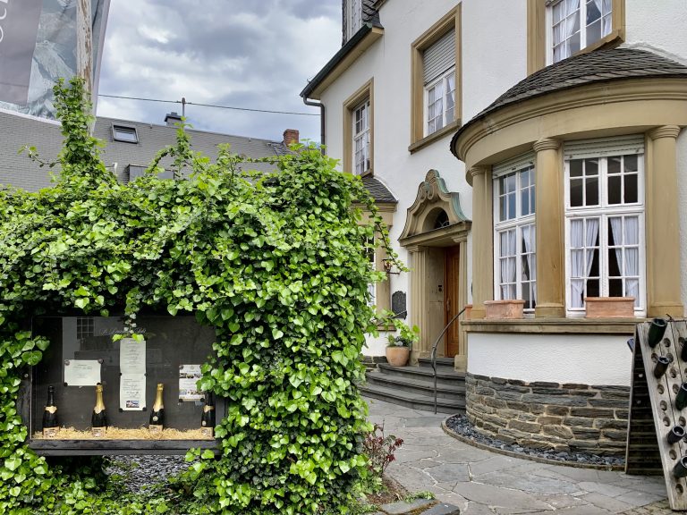 MOSELTOURER St. Laurentius Sekt Leiwen IMG 5178 1 768x576